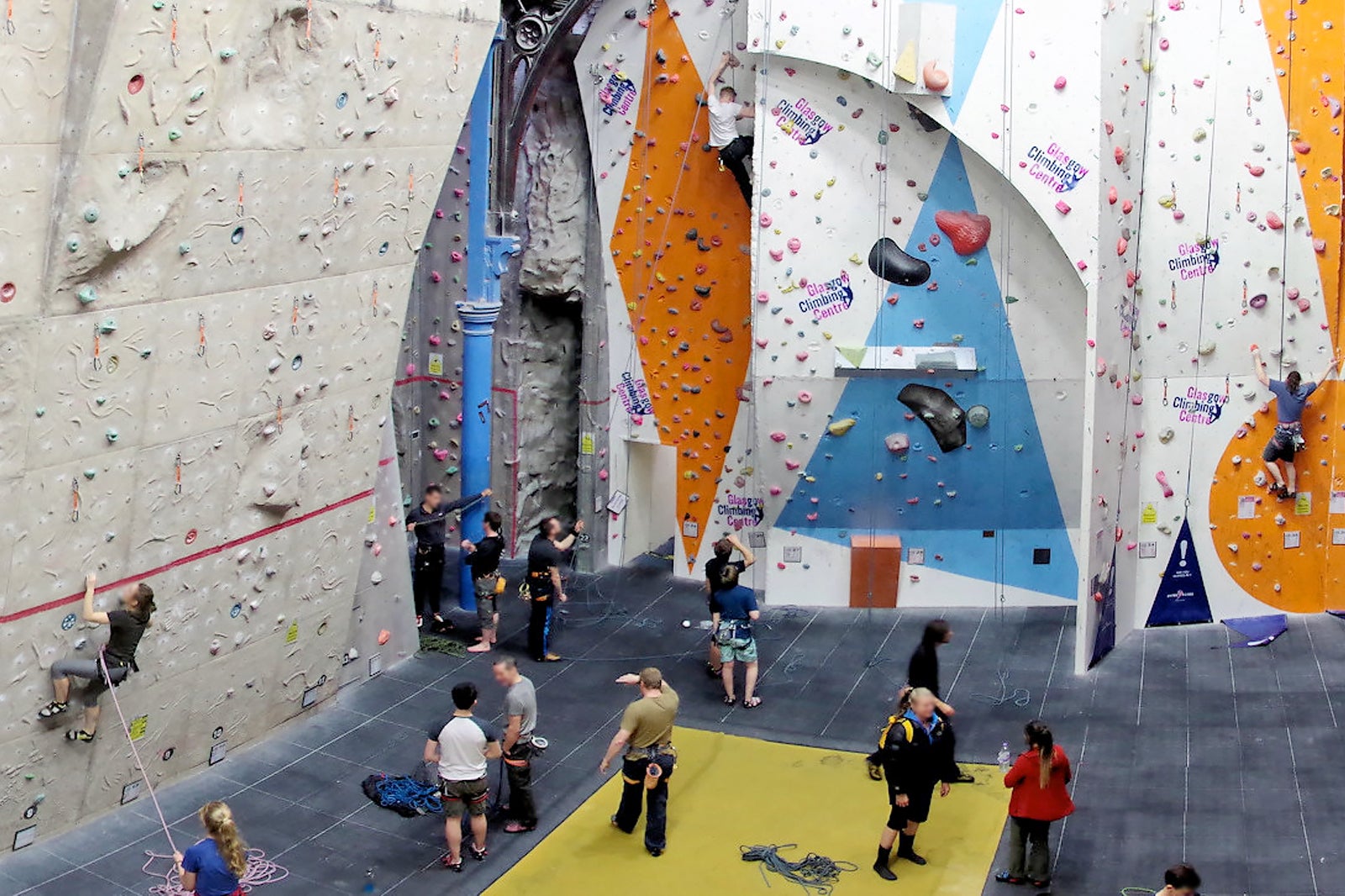 مرکز سنگنوردی گلاسکو - Glasgow Climbing Center