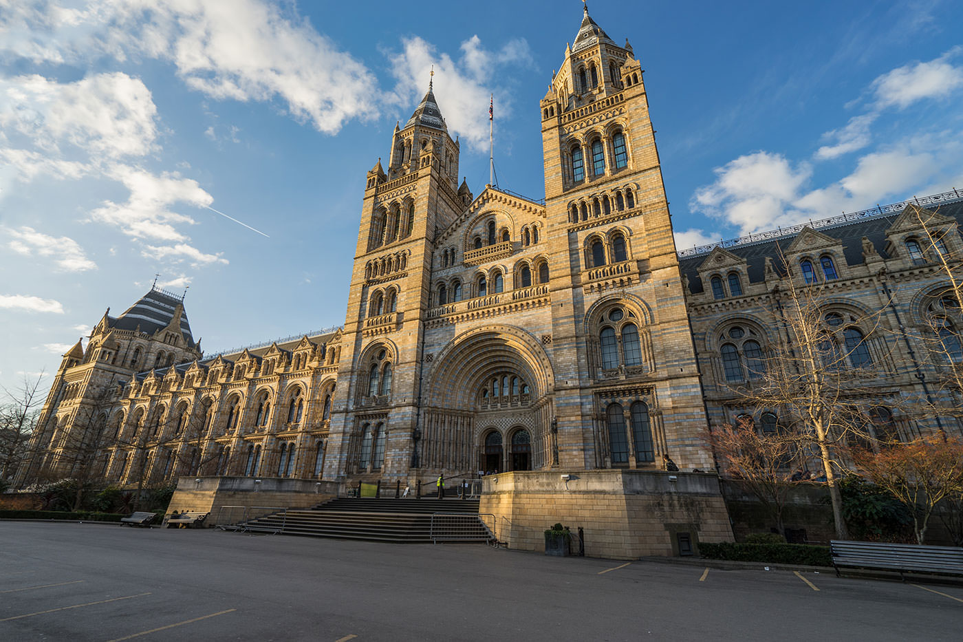 موزه تاریخ طبیعی - Natural History Museum