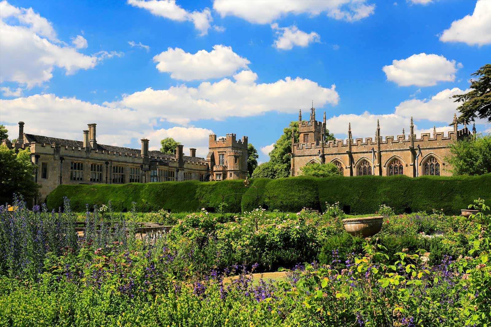 قلعه و باغ سودلی - Sudeley Castle and Gardens