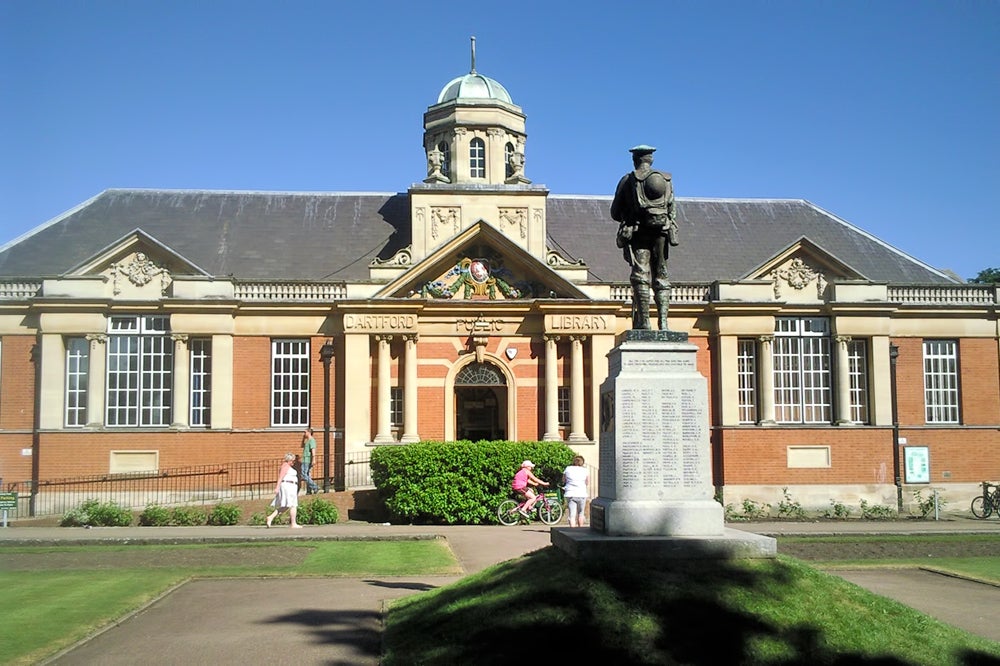 موزه دارتفورد بورو - Dartford Borough Museum