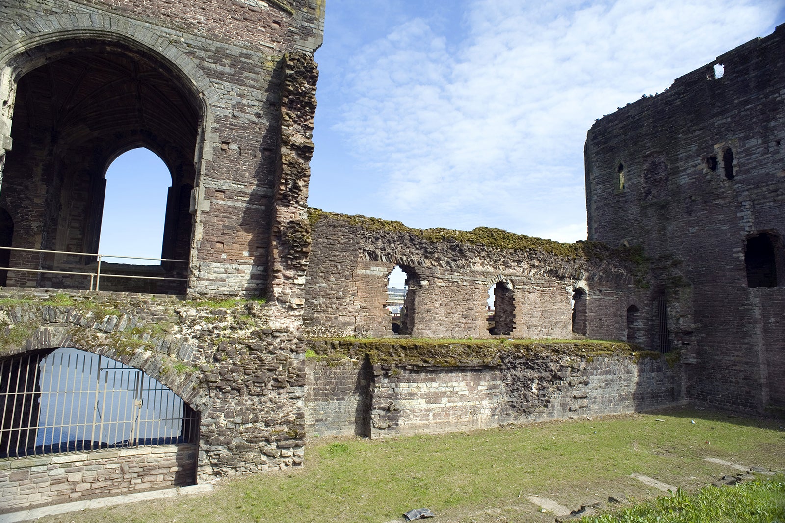 قلعه نیوپورت - Newport Castle