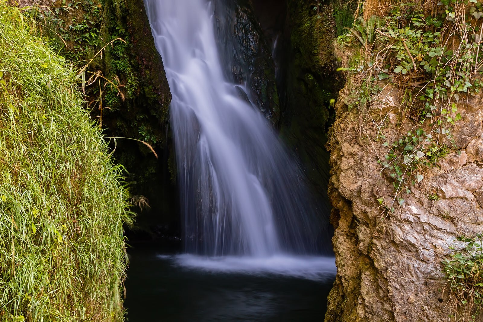 آبشار دیسرث - Dyserth Waterfall