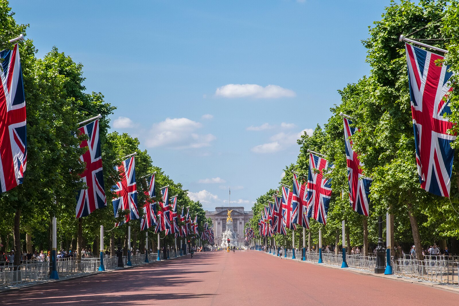 کاخ باکینگهام - Buckingham Palace