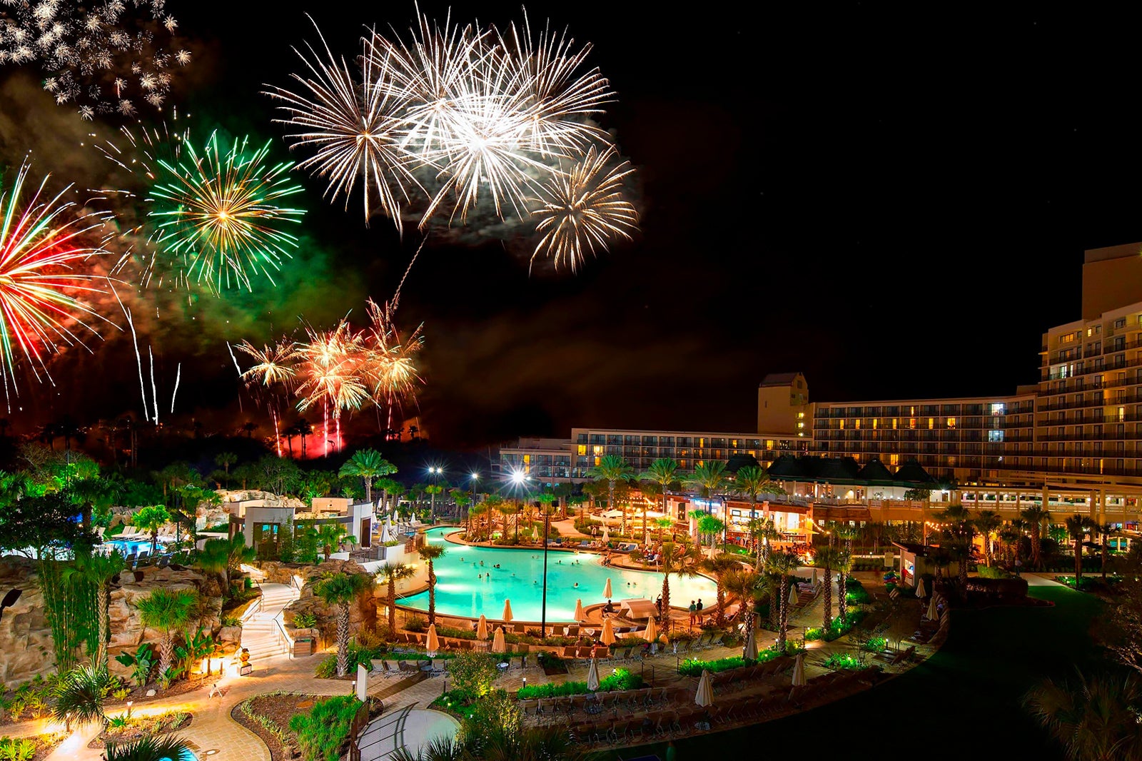 آتش بازی های دیدنی تعطیلات، مرکز جهانی اورلاندو ماریوت - Holiday Fireworks Spectacular, Orlando World Center Marriott