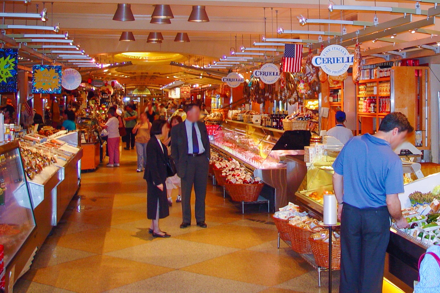 بازار بزرگ مرکزی - Grand Central Market