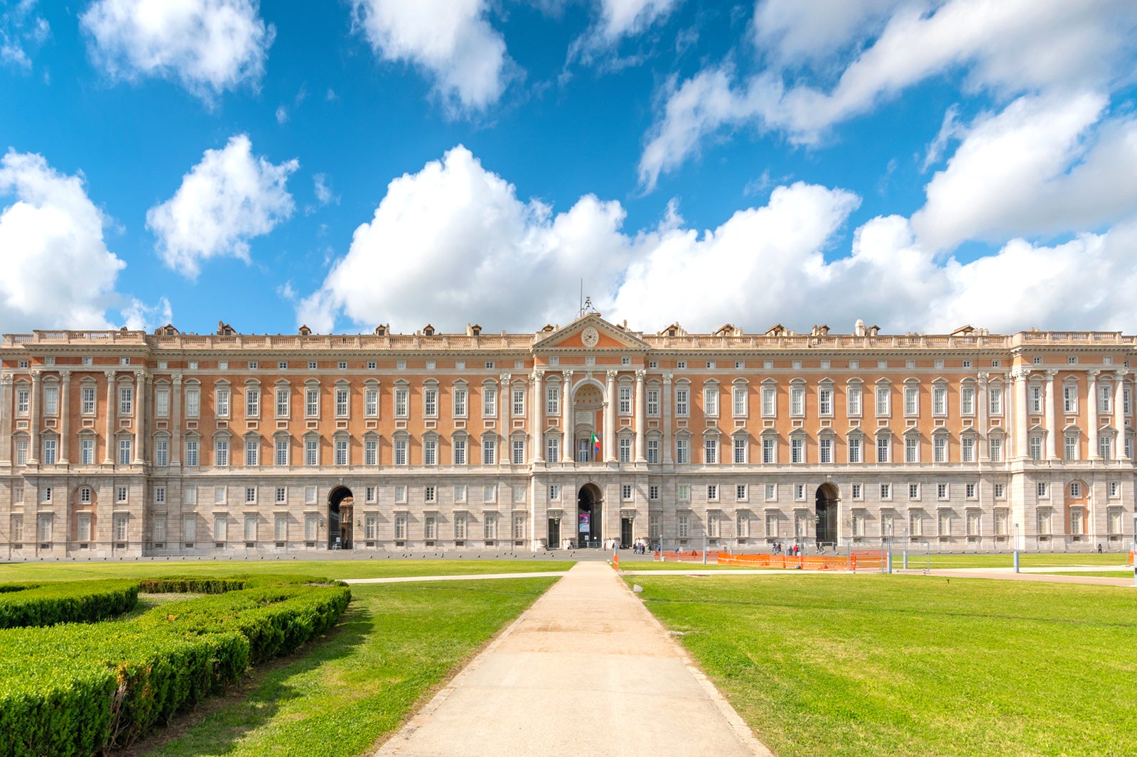 کاخ سلطنتی کازرتا - Royal Palace of Caserta