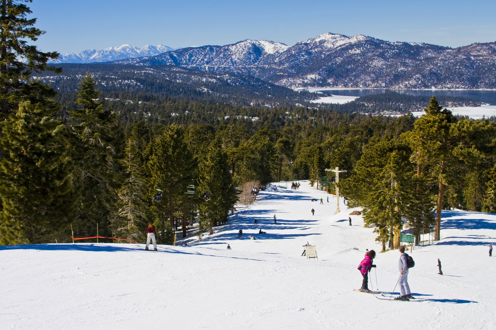 اسکی در دریاچه خرس بزرگ - Skiing at Big Bear Lake