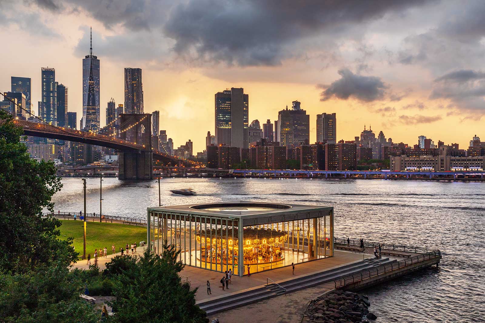 پارک پل بروکلین - Brooklyn Bridge Park