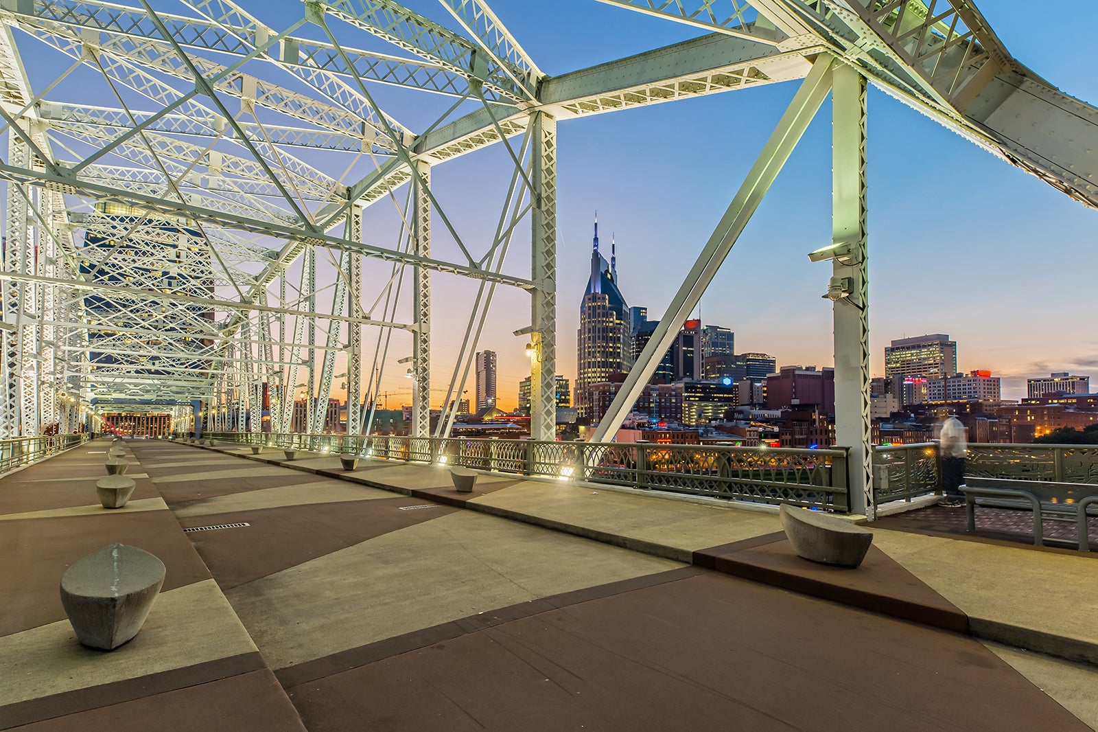 پل عابر پیاده جان سیگنتالر - John Seigenthaler Pedestrian Bridge