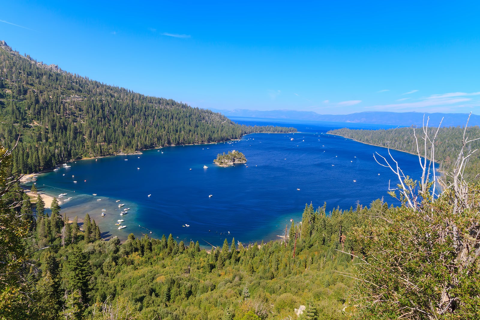 پارک ایالتی زیرآبی Emerald Bay - Emerald Bay Underwater State Park