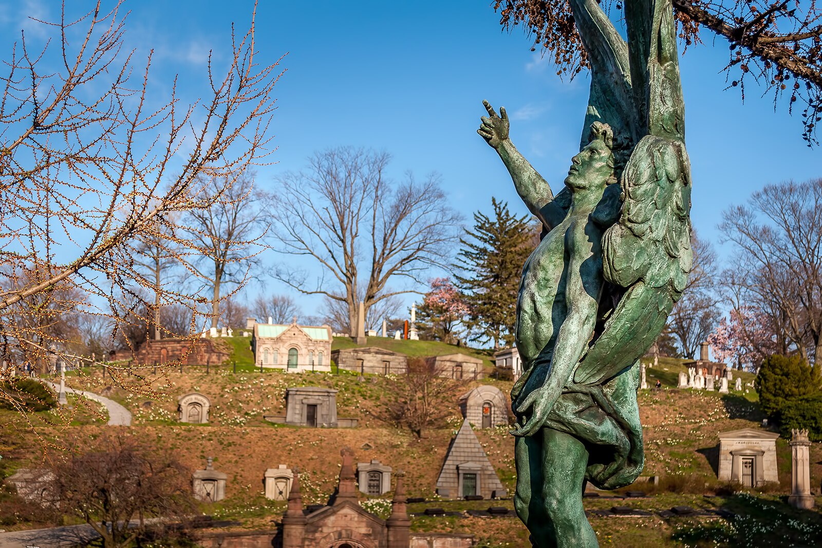 گورستان چوب سبز - Green-Wood Cemetery