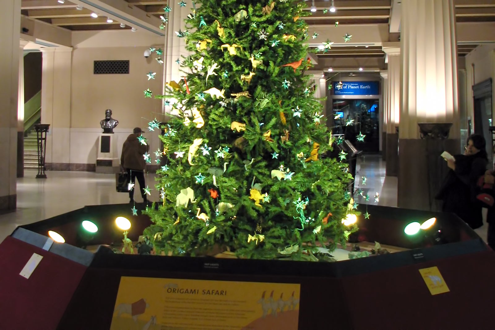 درخت تعطیلات اوریگامی - Origami Holiday Tree