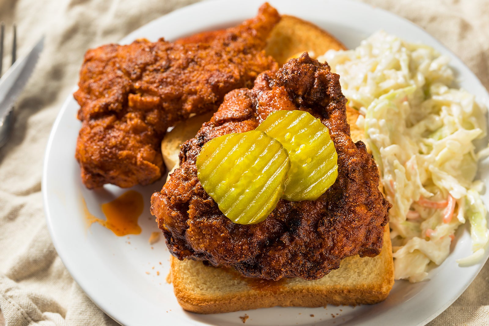 مرغ داغ Hattie B - نشویل - Hattie B’s Hot Chicken - Nashville