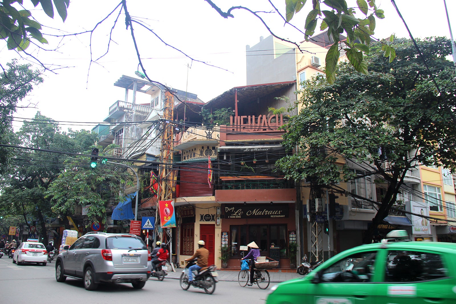 خیابان Hang Gai (خیابان ابریشم) - Hang Gai Street (Silk Street)