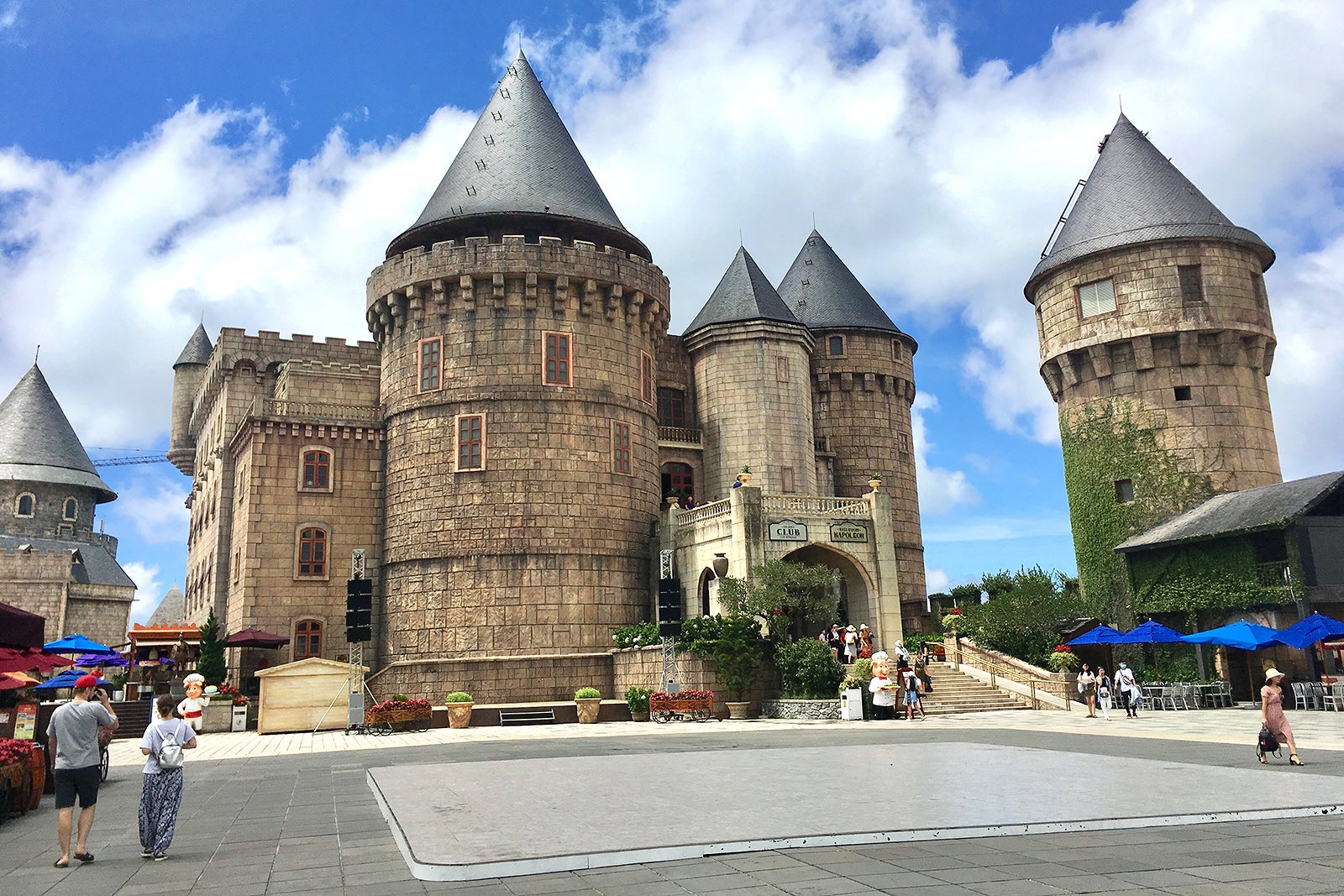 پارک فانتزی Ba Na Hills - Ba Na Hills Fantasy Park