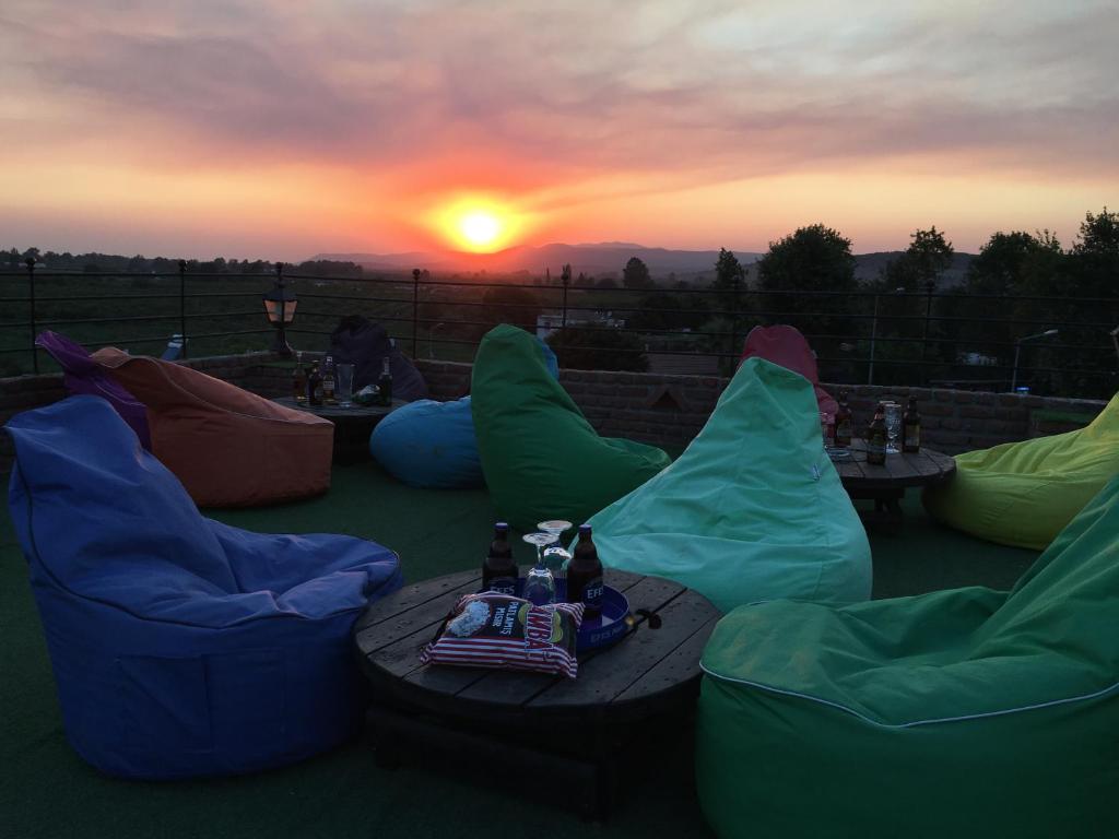 ریبتیکا هتل اند بیسترو Rebetika Hotel & bistro
