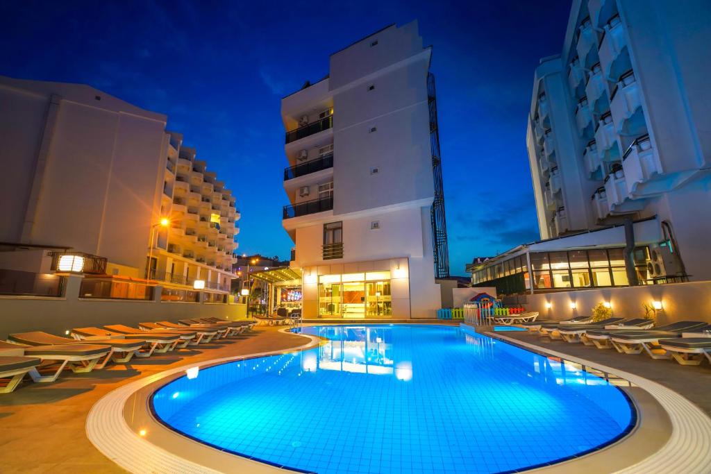 هتل Seren Sari Hotel (Hotel), Marmaris (Turkey) Deals