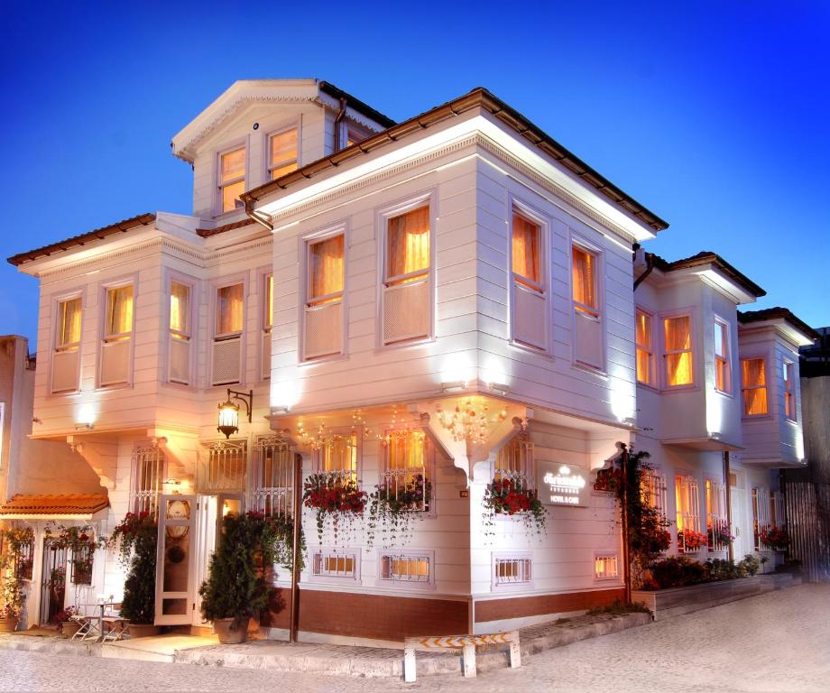 هتل Darussaade Hotel Old City - Sultanahmet (Hotel), Istanbul (Turkey) Deals