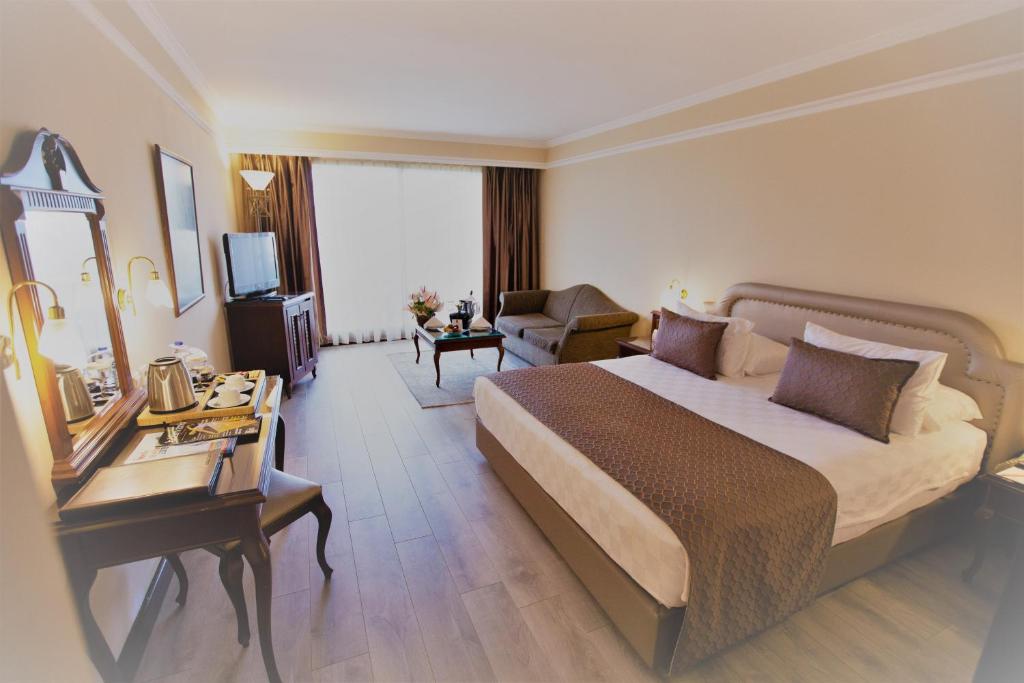 هتل Karaca Hotel (Hotel), İzmir (Turkey) Deals