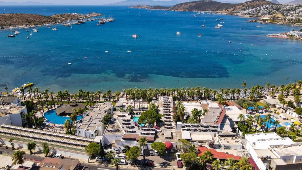 هتل سامی بیچ - آل اینکلاسیو Sami Beach Hotel- All Inclusive