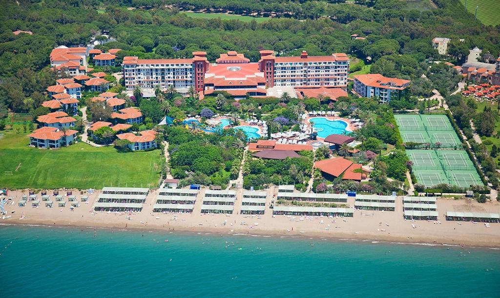 بلکانتی ریزورت هتل Belconti Resort Hotel