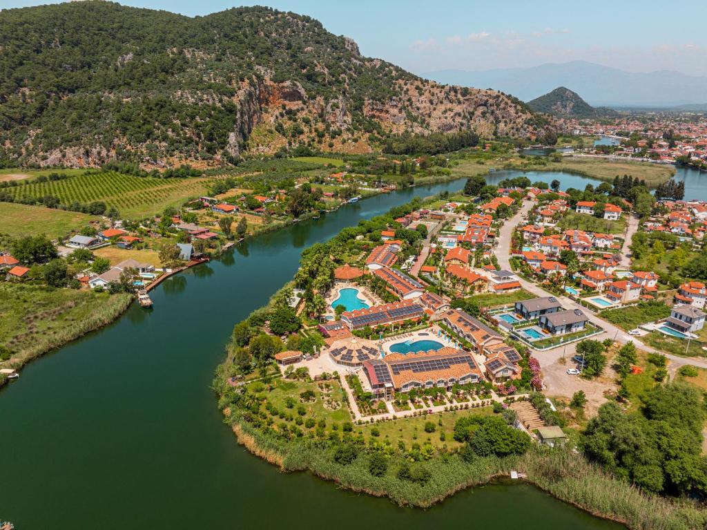هتل دیلیان ریزورت - اسپشال کته‌گوری - Dalyan Resort - Special Category