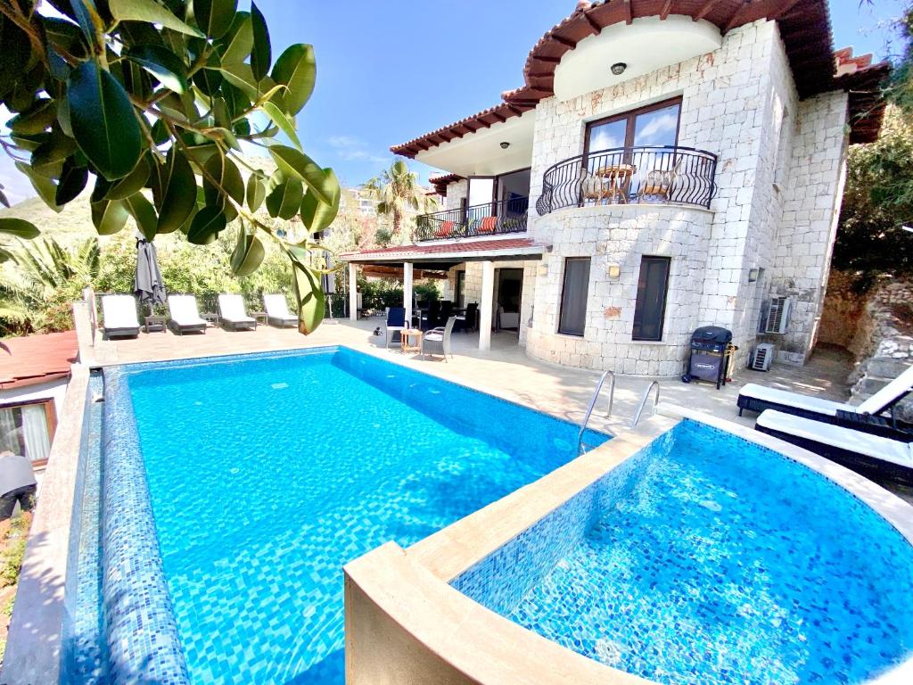 هتل Club Hotel Barbarossa (Hotel), Kaş (Turkey) Deals