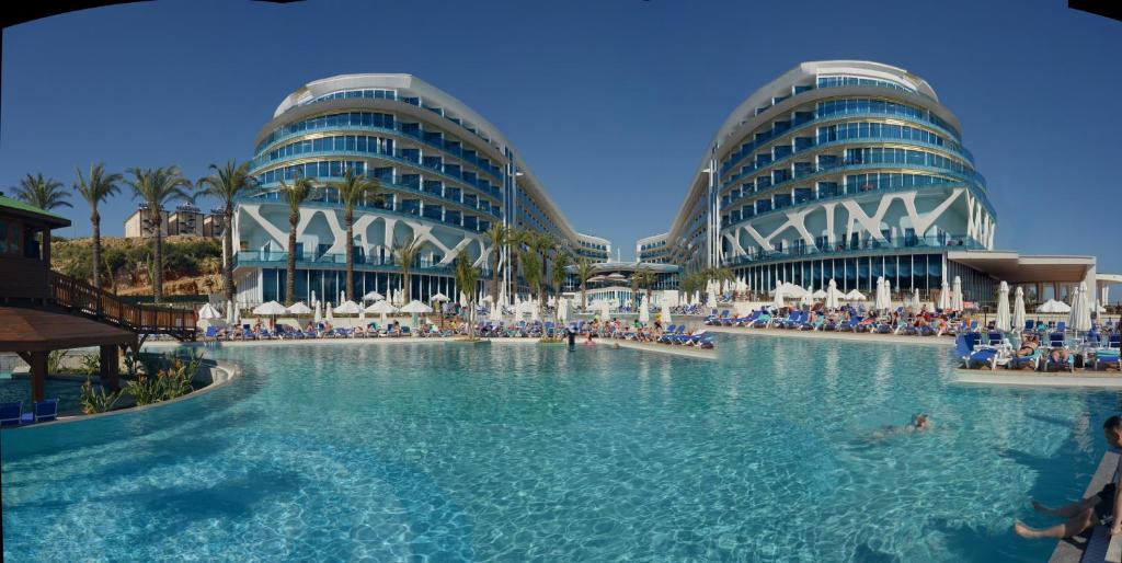 هتل ویکینگن اینفینیتی ریزورت اند اسپا - Vikingen Infinity Resort & Spa