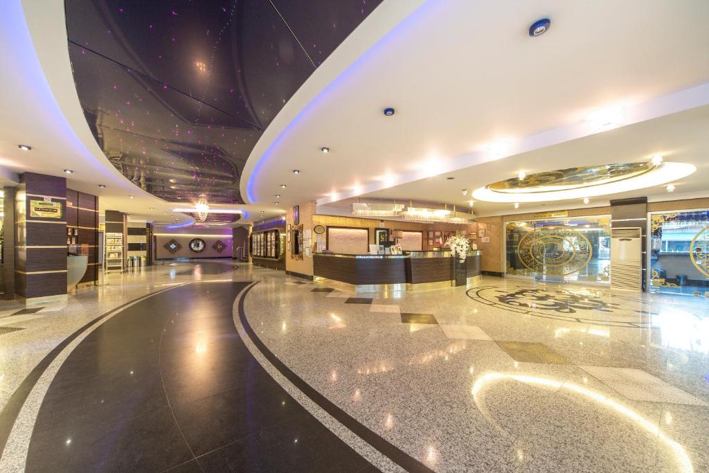 بیچ کلاپ دوگنای هتل - آل اینکلاسیو Beach Club Doganay Hotel - All Inclusive