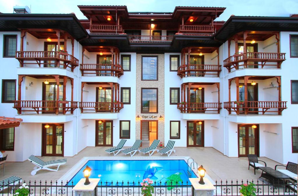هتل دیگر آپارت Deger Apart