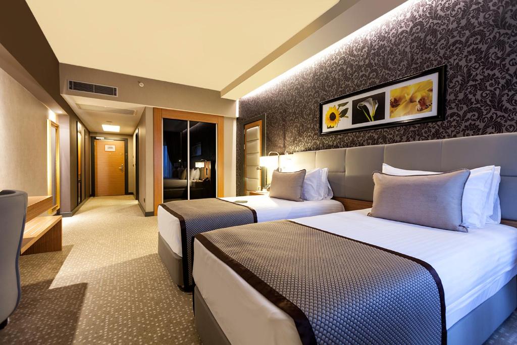 هتل رامادا پلازا بای ویندهم ایزmit Ramada Plaza By Wyndham Izmit