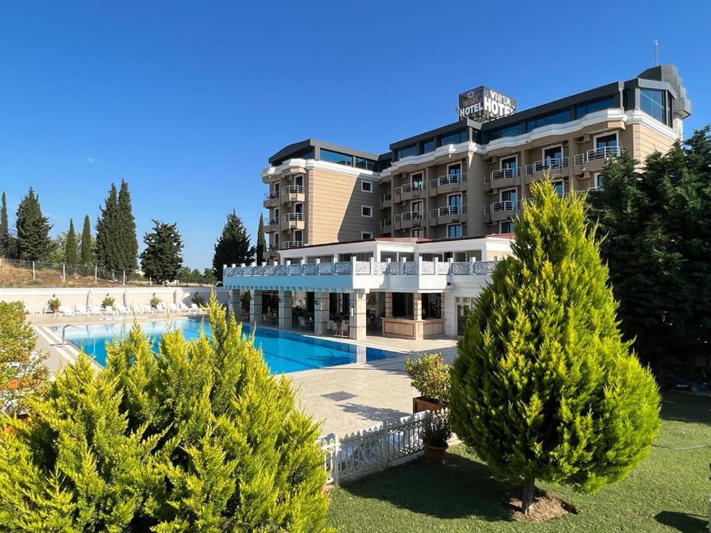 پریمیئر ویستا هتل Premier Vista Hotel