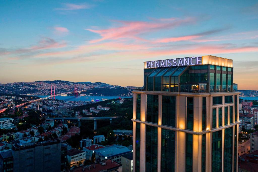 هتل Renaissance Istanbul Polat Bosphorus Hotel (Hotel) (Turkey) Deals