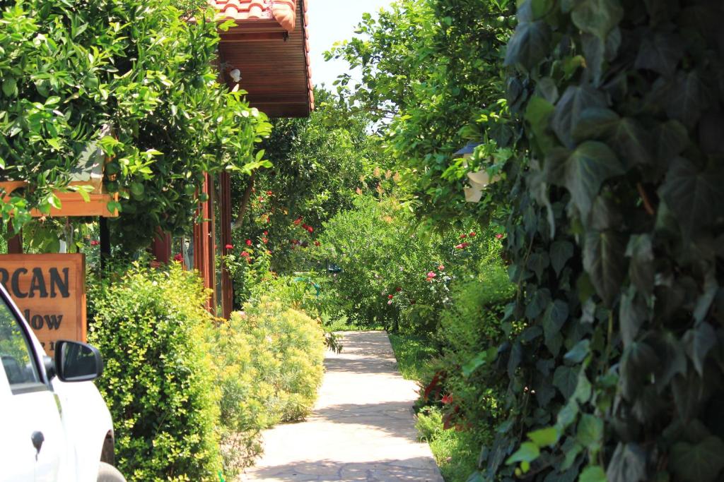 هتل مرکان بنگالو Mercan Bungalow