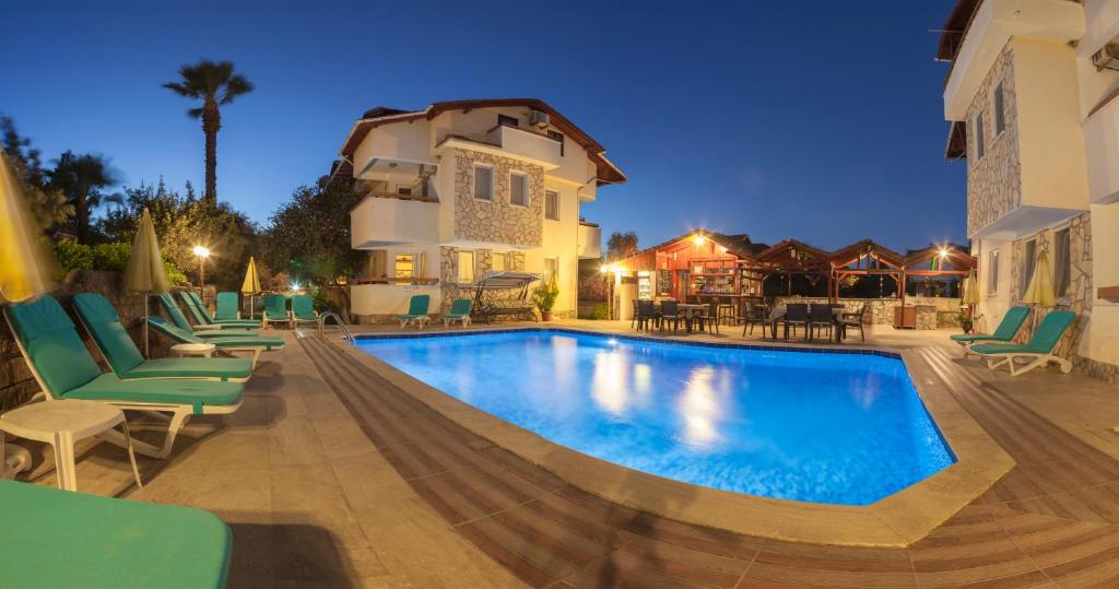 هتل ویلا گاردنیا Villa Gardenia