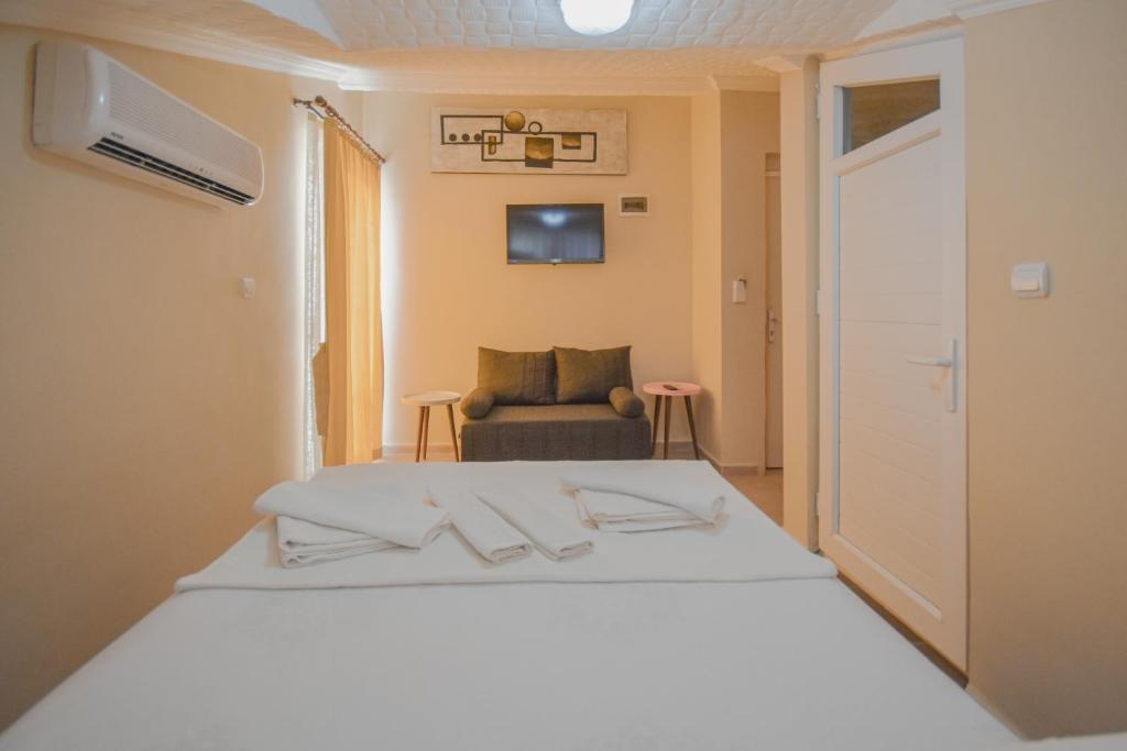 هوزور رویال هتل Huzur Royal Hotel