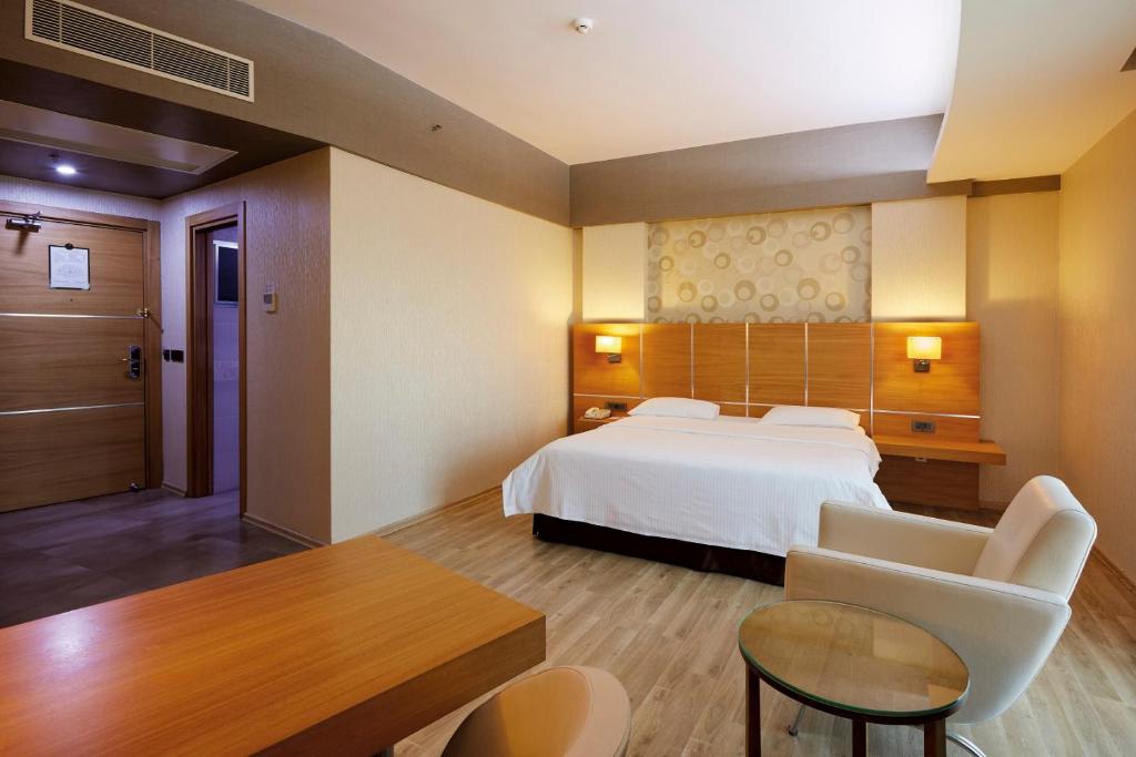 آنمون گرند آدانا هتل - Anemon Grand Adana Otel
