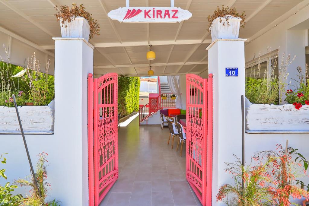 کیراز بوتیک هتل Kiraz Butik Hotel