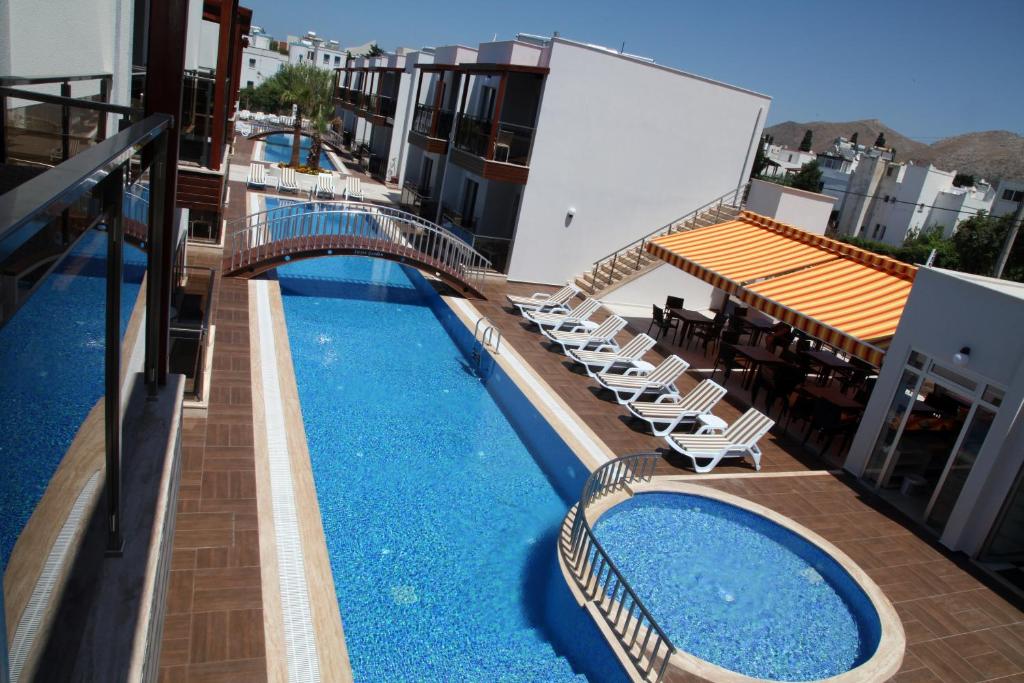 سیستا گاردن آپارت هتل Siesta Garden Apart Hotel