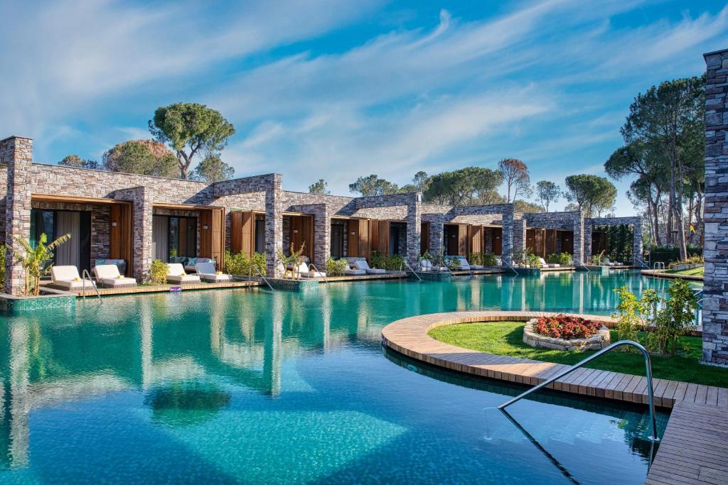 هتل کایا پالاچو گلف ریزورت Kaya Palazzo Golf Resort