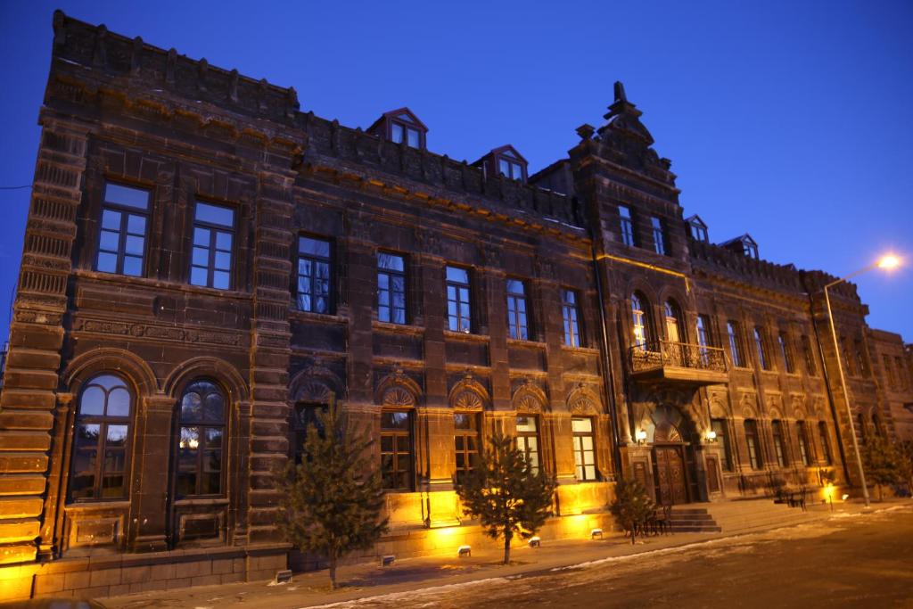 هتل Cheltikov Hotel (Hotel), Kars (Turkey) Deals