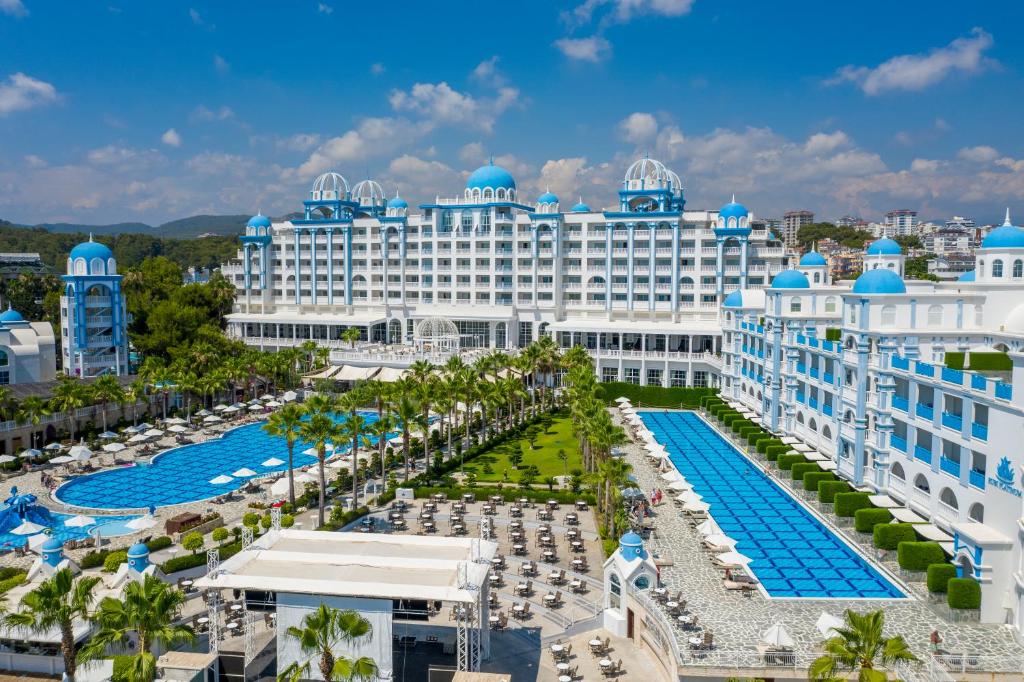هتل روبی پلاتینیوم اسپا ریزورت اند سوئیتس - Rubi Platinum Spa Resort & Suites
