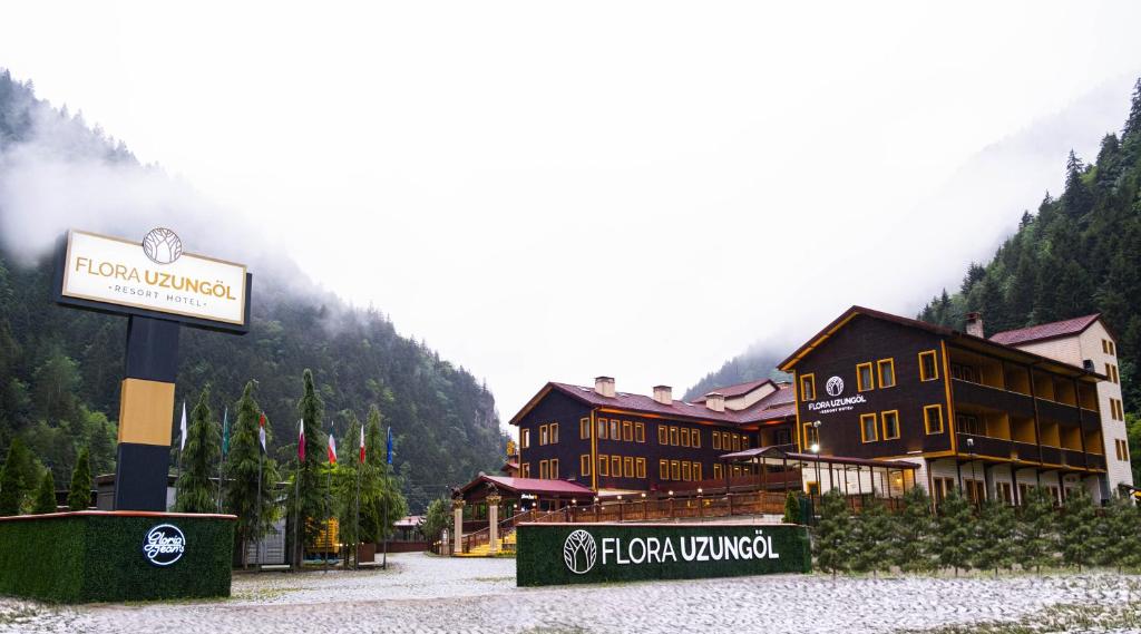 فلورا اوزونگول ریزورت هتل - Flora Uzungöl Resort Hotel