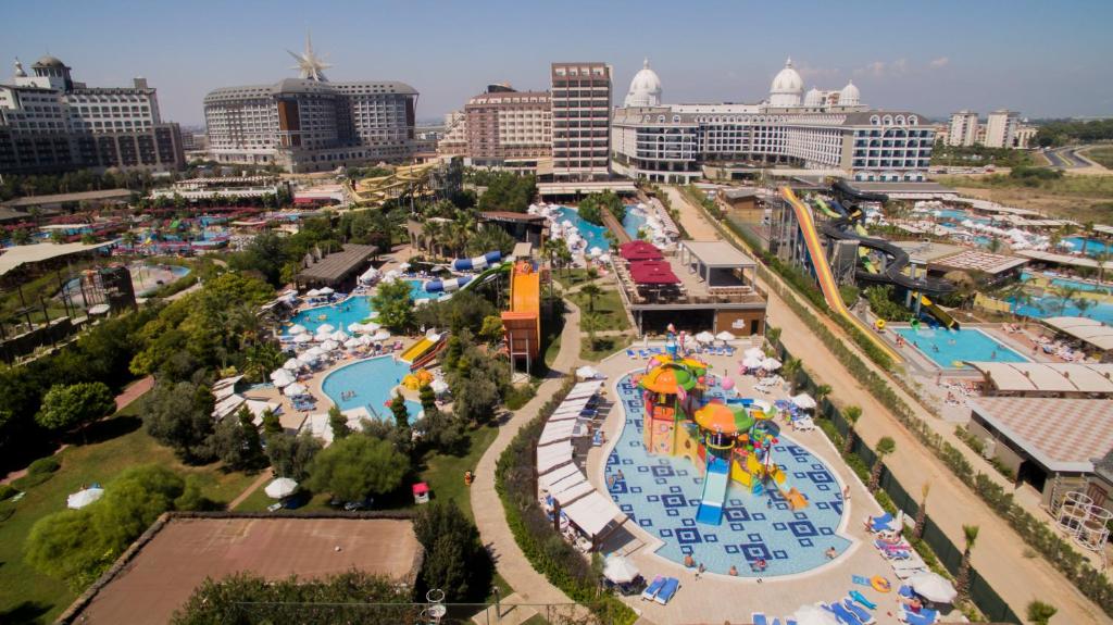 هتل ساترن پالاس ریزورت - Saturn Palace Resort