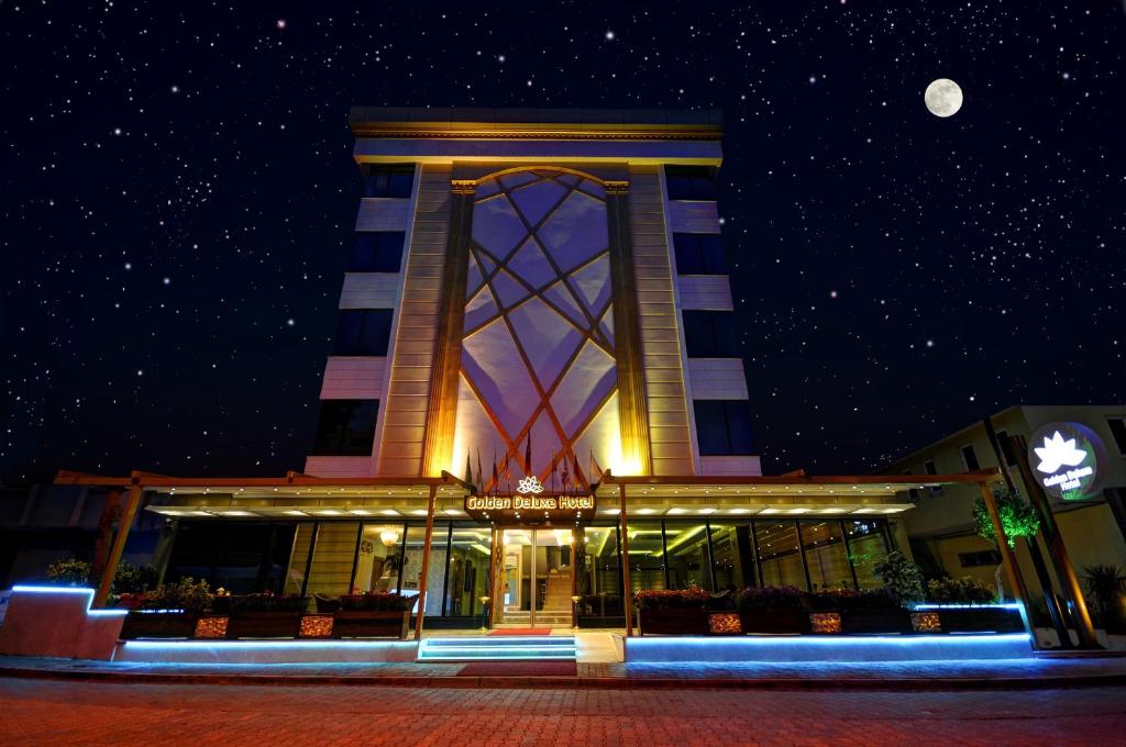 گلدن دیلاکس هتل - Golden Deluxe Hotel