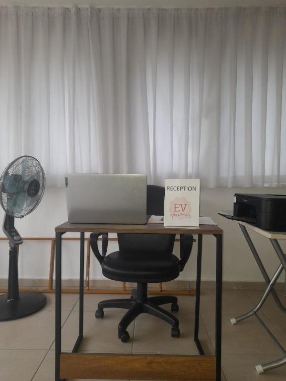 هتل ای وی آپارتمانز EV Apartments