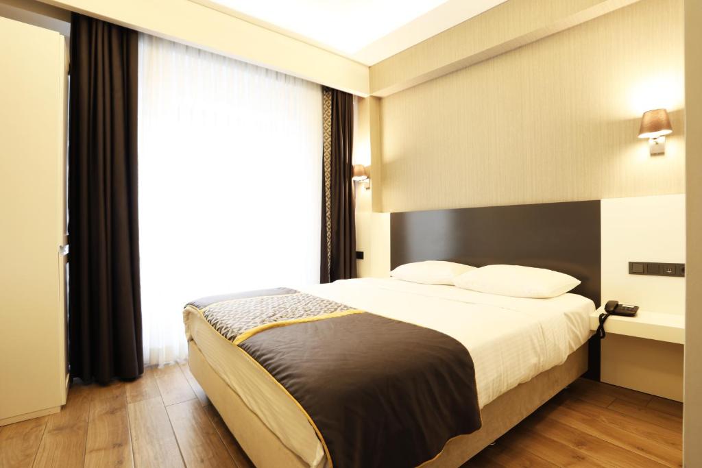 ریوا هتل آلسانجاك Riva Hotel Alsancak