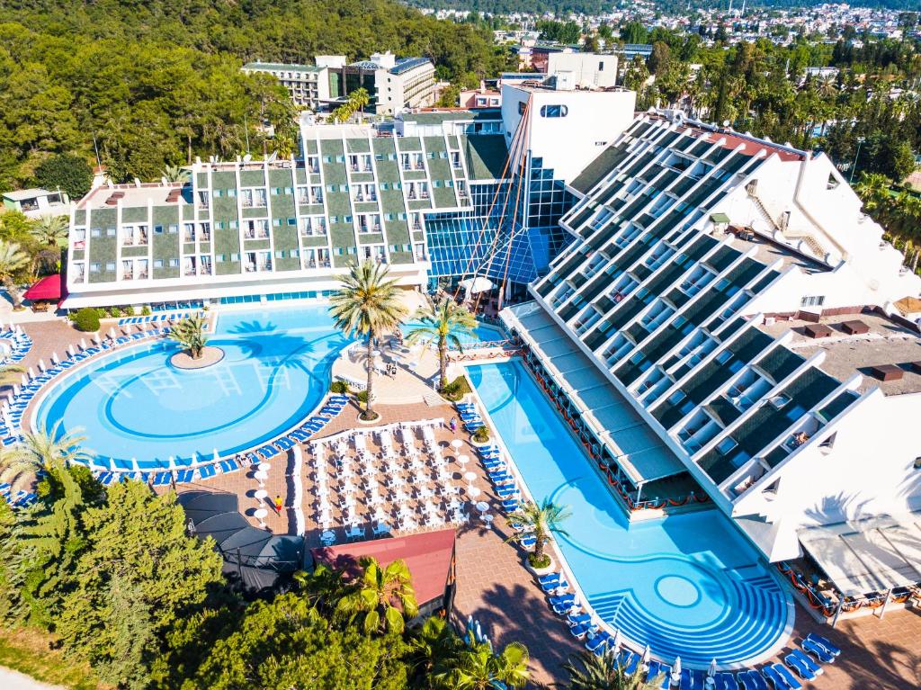 هتل Queen's Park Goynuk Hotel - All Inclusive (Hotel), Kemer (Turkey) Deals