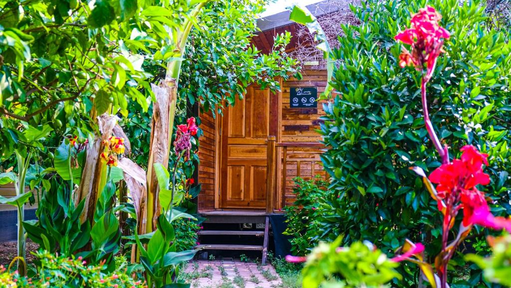 هتل لمن گاردن لودج - Lemon Garden Lodge