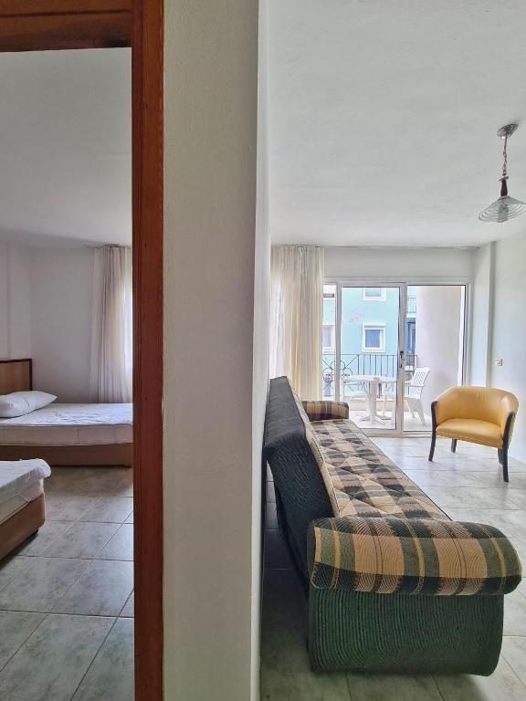 فورا آپارت هتل چشمه - Fora Apart Otel Cesme